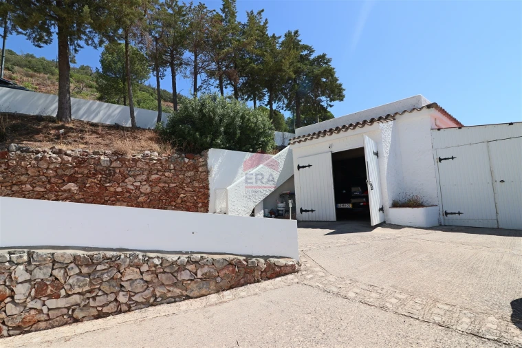 Moradia T0 para Venda em Alte Foto 29