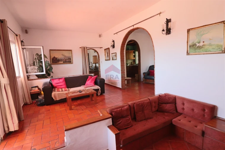 Moradia T0 para Venda em Alte Foto 2