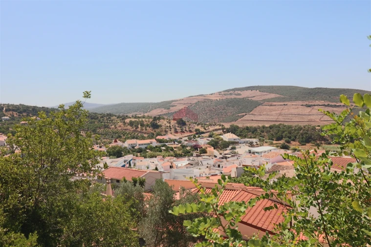 Moradia T0 para Venda em Alte Foto 30