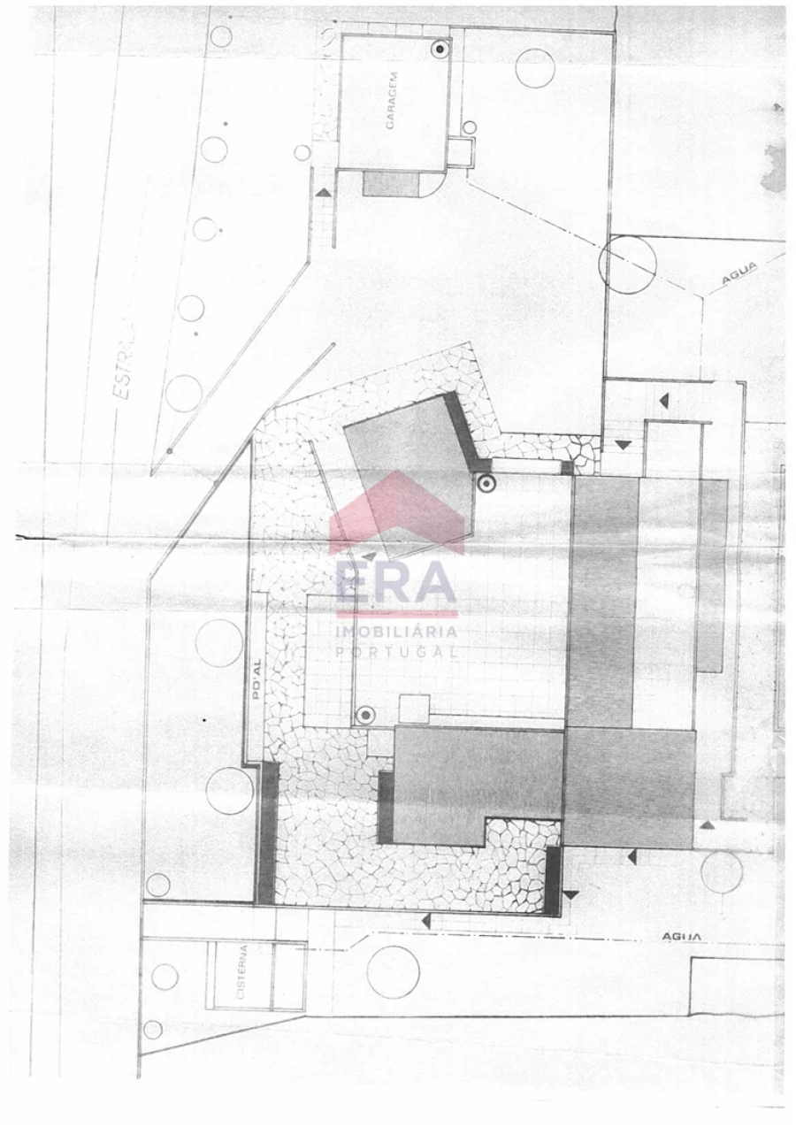 Moradia T0 para Venda em Alte Foto 31