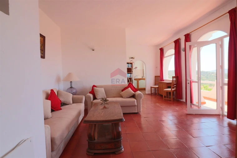 Moradia T0 para Venda em Alte Foto 17