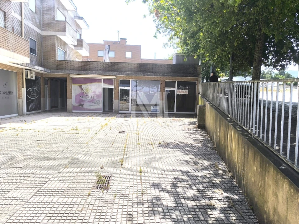 Loja para Venda em Barroselas e Carvoeiro Foto 1