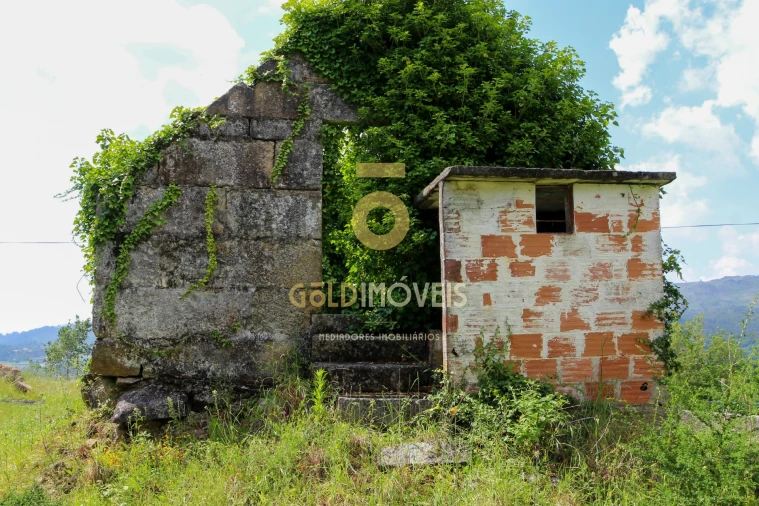 Moradia T3 para Venda em Penhalonga e Paços de Gaiolo Foto 3