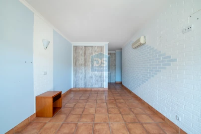 Apartamento T3 para Venda em Lagos (São Sebastião e Santa Maria)