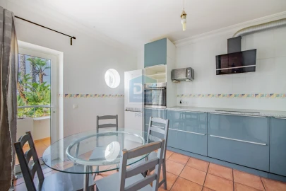 Apartamento T3 para Venda em Lagos (São Sebastião e Santa Maria)