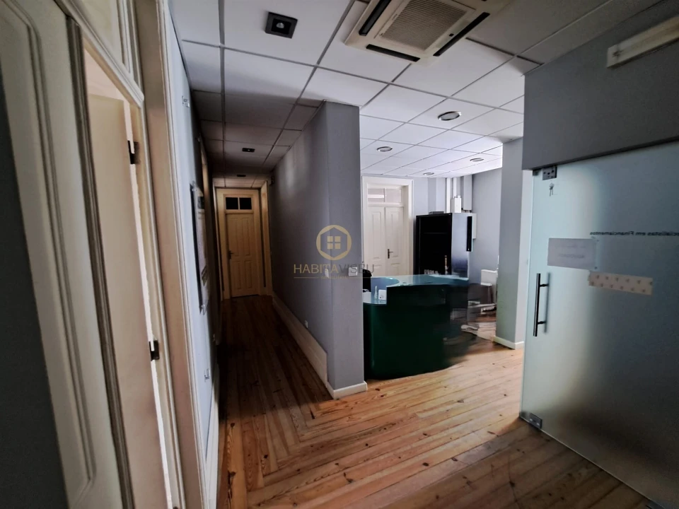 Escritório para Venda em Viseu Foto 2