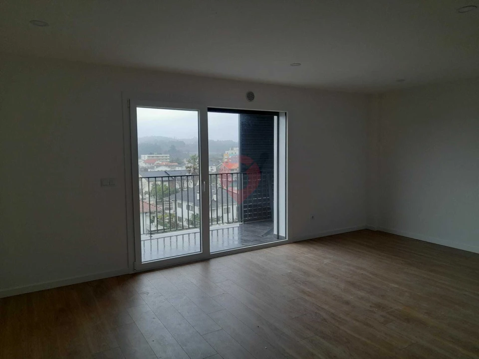 Apartamento T2 para Venda em Monção e Troviscoso Foto 9