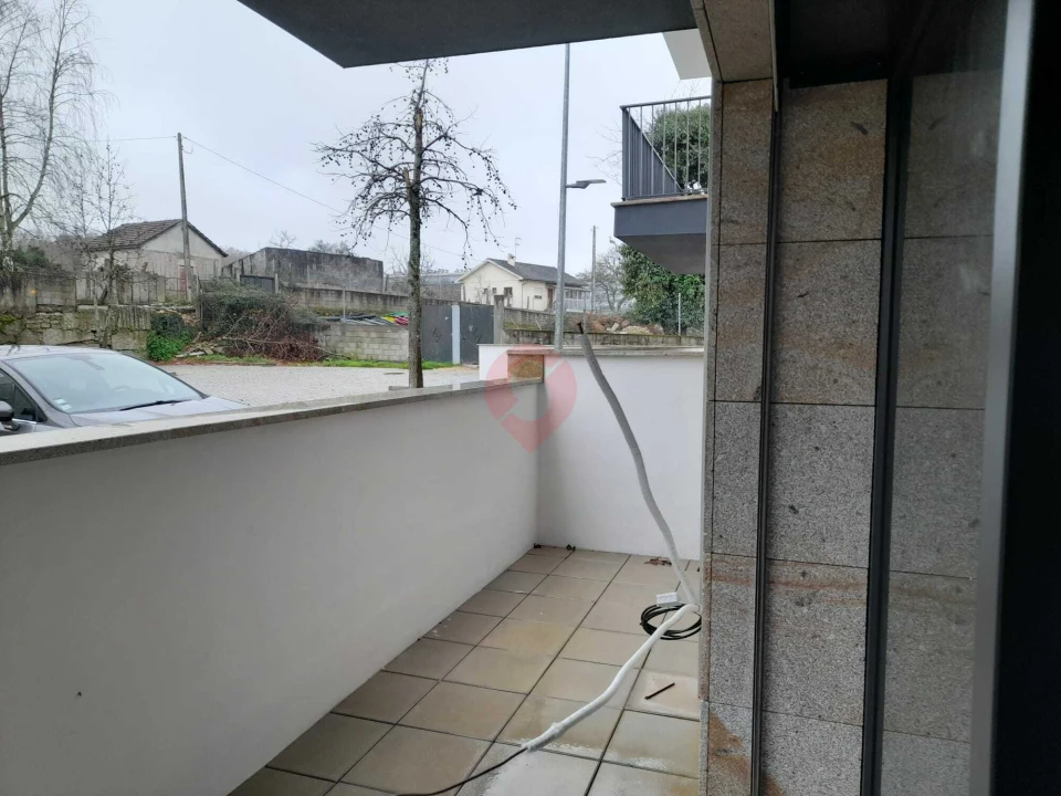 Apartamento T2 para Venda em Monção e Troviscoso Foto 2