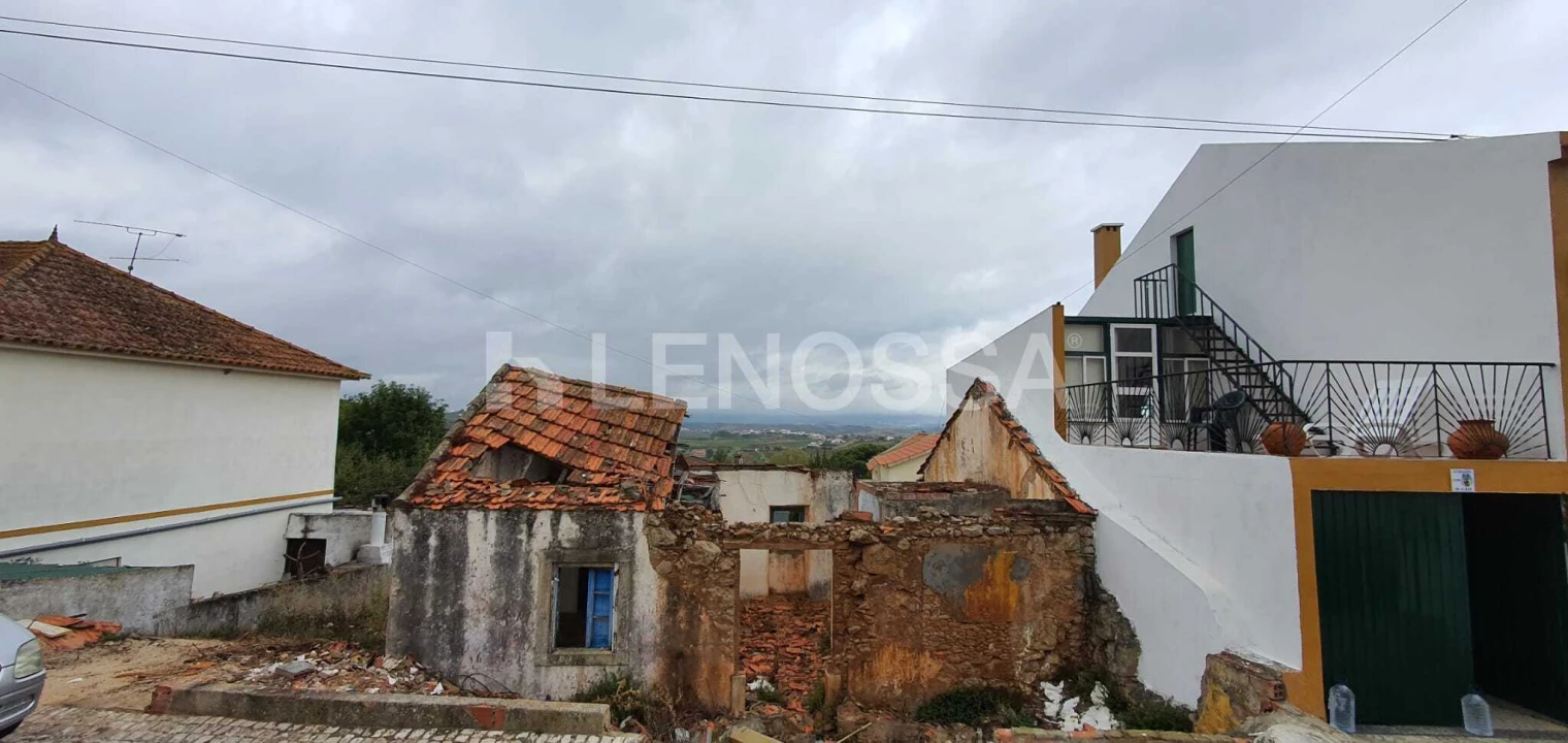 Moradia T1 para Venda em Meca Foto 9