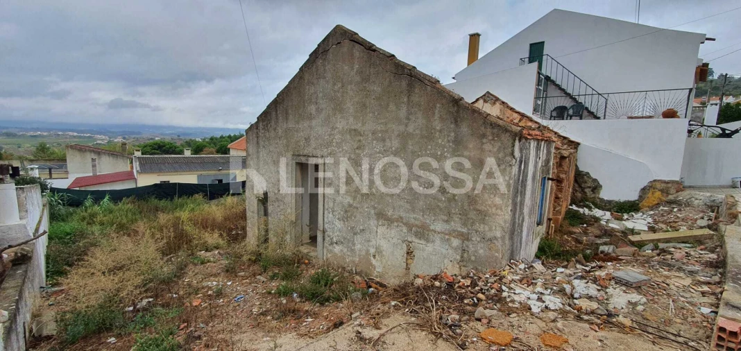 Moradia T1 para Venda em Meca Foto 1