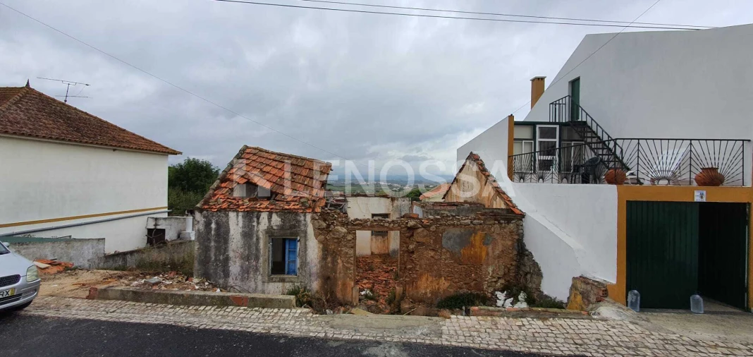 Moradia T1 para Venda em Meca Foto 2