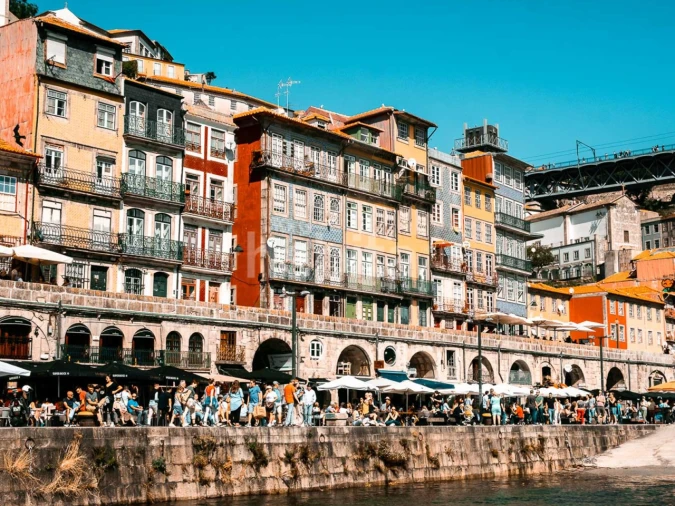 Loja para Arrendamento em Lordelo do Ouro e Massarelos Foto 22