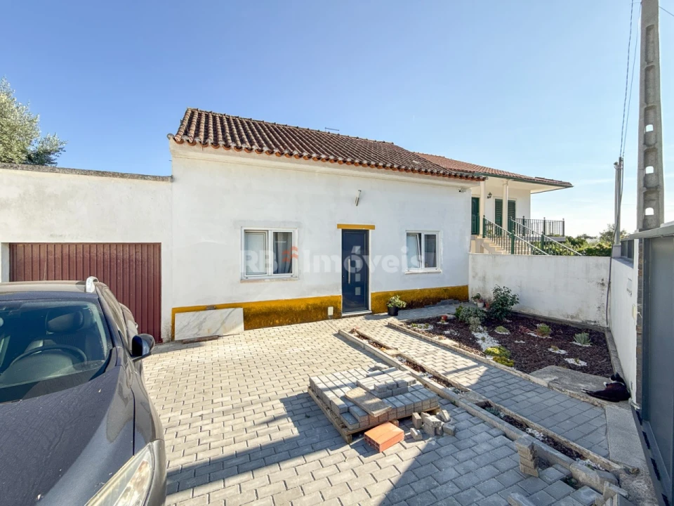 Moradia T2 para Venda em Vila Nova da Barquinha Foto 32