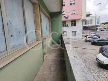 Loja para Venda em Agualva e Mira-Sintra