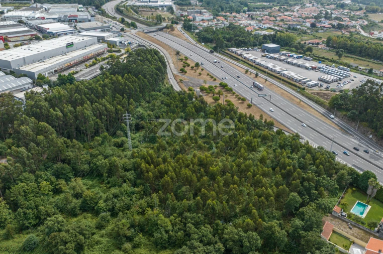 Terreno para Venda em Serzedo e Perosinho Foto 9