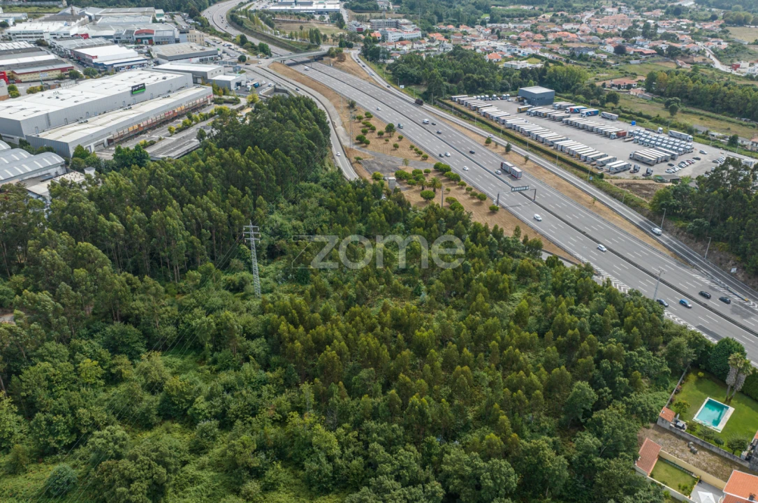 Terreno para Venda em Serzedo e Perosinho Foto 11