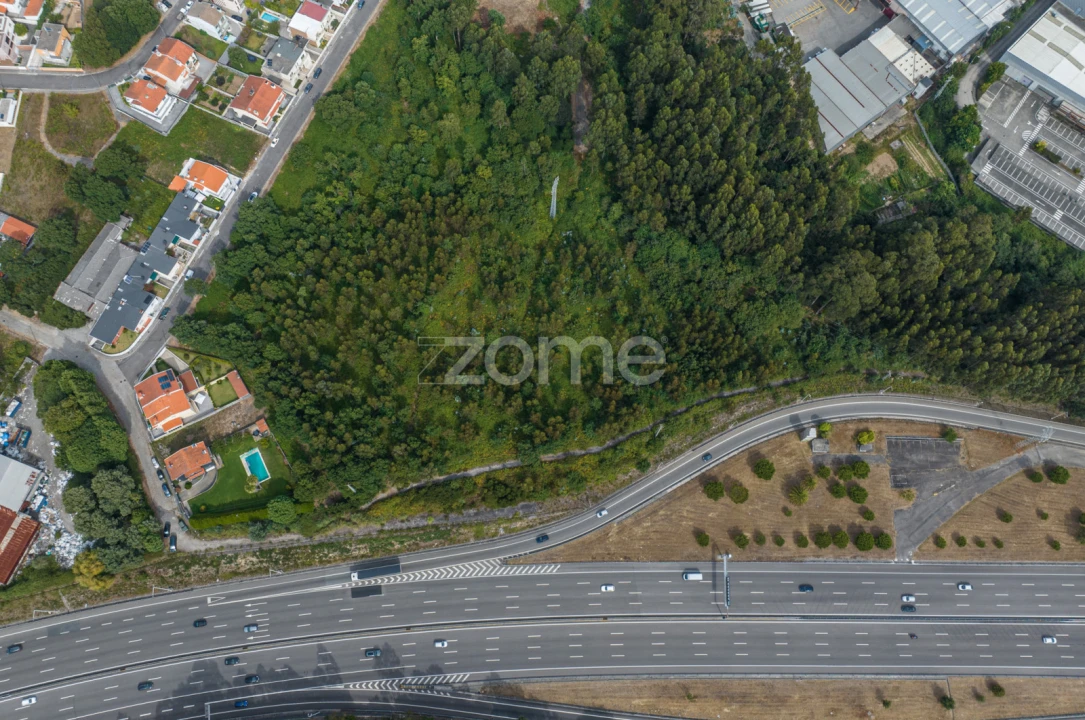 Terreno para Venda em Serzedo e Perosinho Foto 9