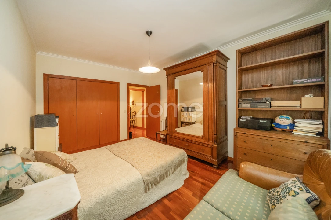 Apartamento T5 para Venda em São Vitor (Braga) Foto 24