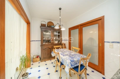 Apartamento T5 para Venda em São Vitor (Braga)
