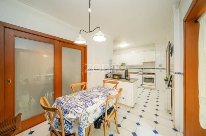 Apartamento T5 para Venda em São Vitor (Braga)