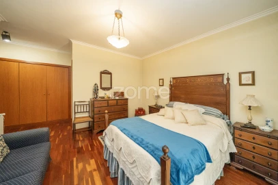 Apartamento T5 para Venda em São Vitor (Braga)