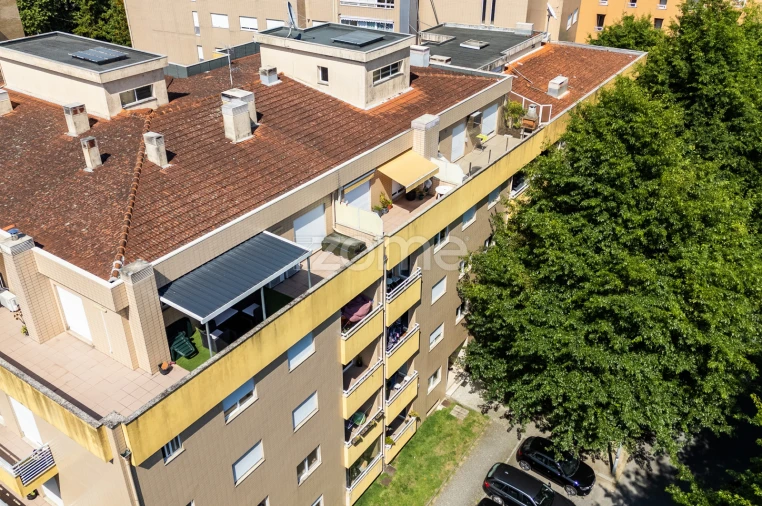 Apartamento T5 para Venda em São Vitor (Braga) Foto 38