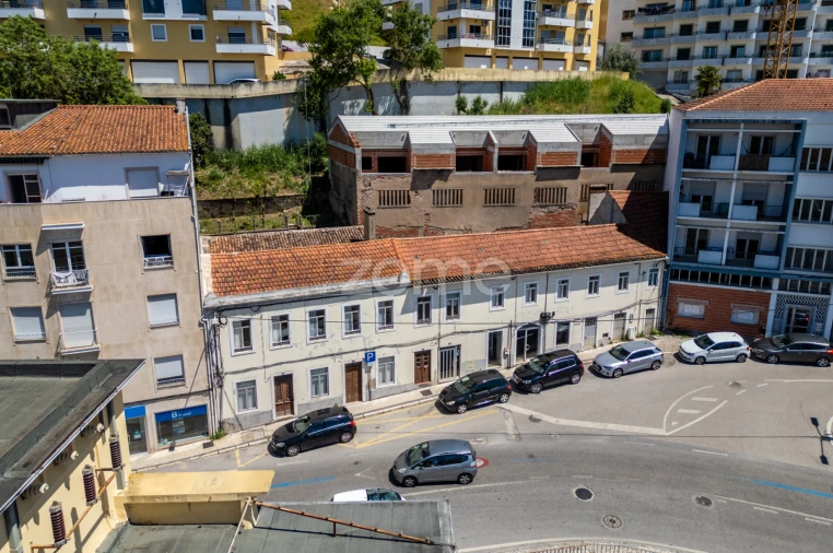 Prédio para Venda em Leiria, Pousos, Barreira e Cortes Foto 7