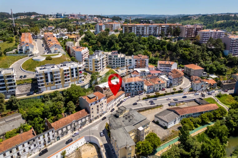 Prédio para Venda em Leiria, Pousos, Barreira e Cortes Foto 17