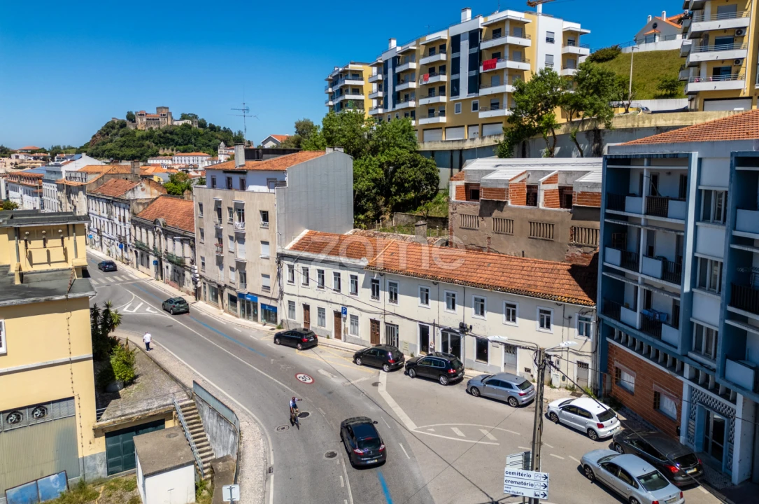Prédio para Venda em Leiria, Pousos, Barreira e Cortes Foto 3