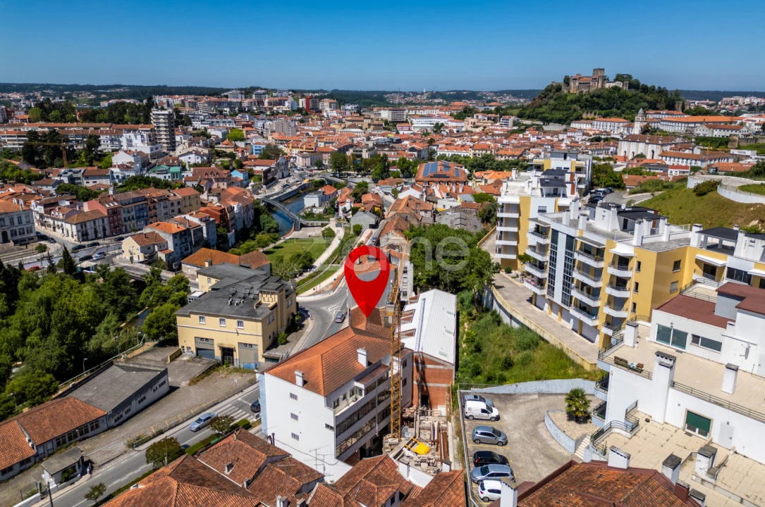 Prédio para Venda em Leiria, Pousos, Barreira e Cortes Foto 13