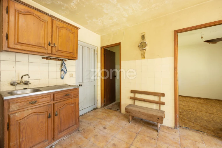 Moradia T1 para Venda em Santiago e São Simão de Litém e Albergaria dos Doze Foto 10