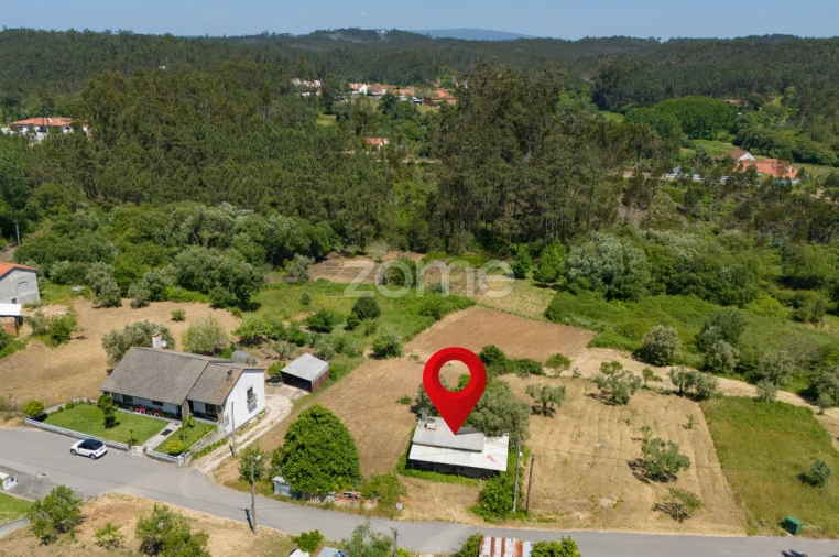 Moradia T1 para Venda em Santiago e São Simão de Litém e Albergaria dos Doze Foto 16