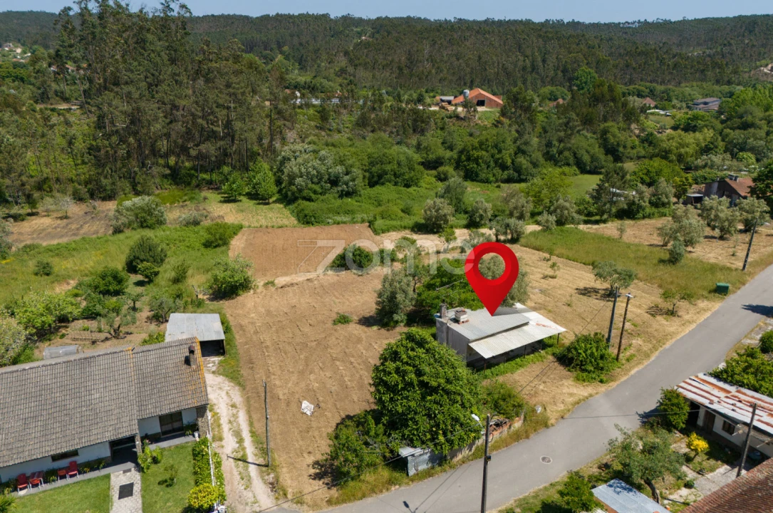 Moradia T1 para Venda em Santiago e São Simão de Litém e Albergaria dos Doze Foto 17