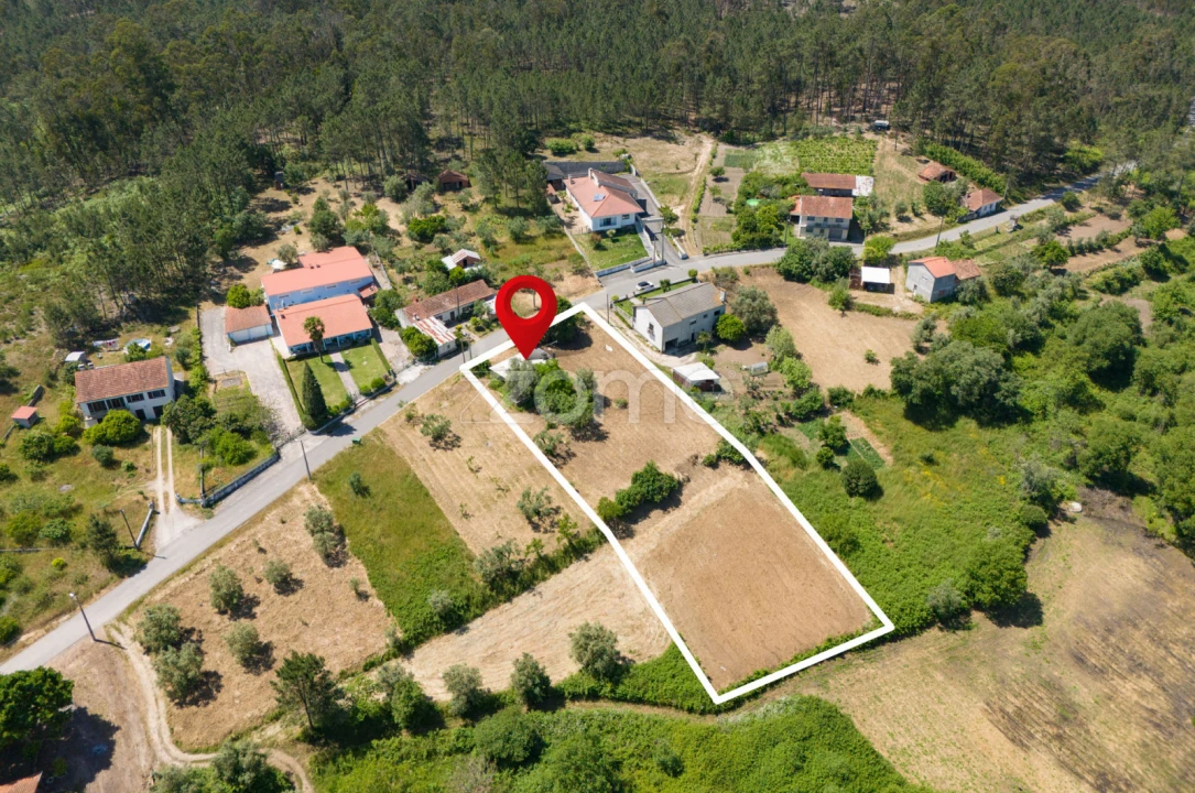 Moradia T1 para Venda em Santiago e São Simão de Litém e Albergaria dos Doze Foto 22