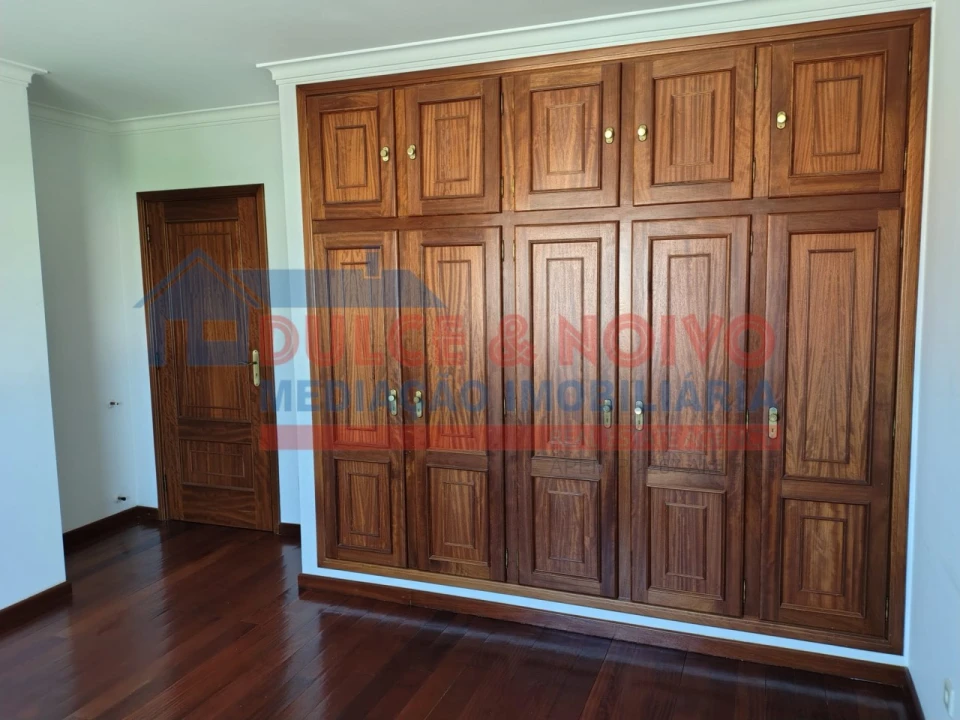 Moradia T4 para Venda em Valpaços e Sanfins Foto 9