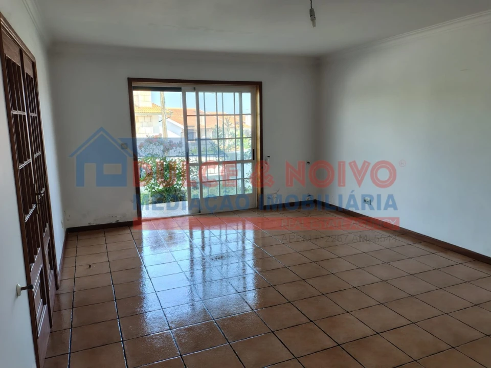 Moradia T4 para Venda em Valpaços e Sanfins Foto 10