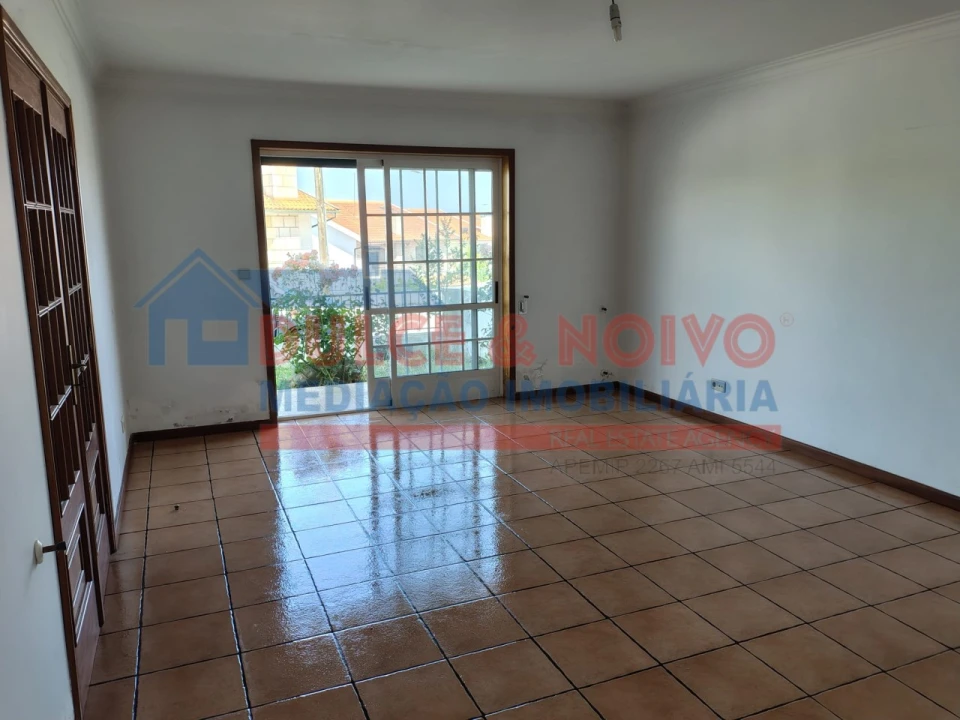 Moradia T4 para Venda em Valpaços e Sanfins Foto 22