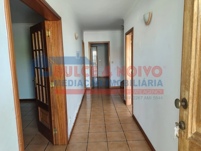 Moradia T4 para Venda em Valpaços e Sanfins Foto 5