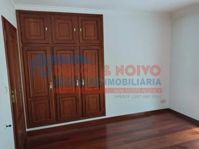 Moradia T4 para Venda em Valpaços e Sanfins Foto 32