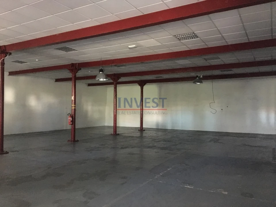 Escritório para Arrendamento em Paranhos Foto 1