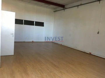 Escritório para Arrendamento em Paranhos