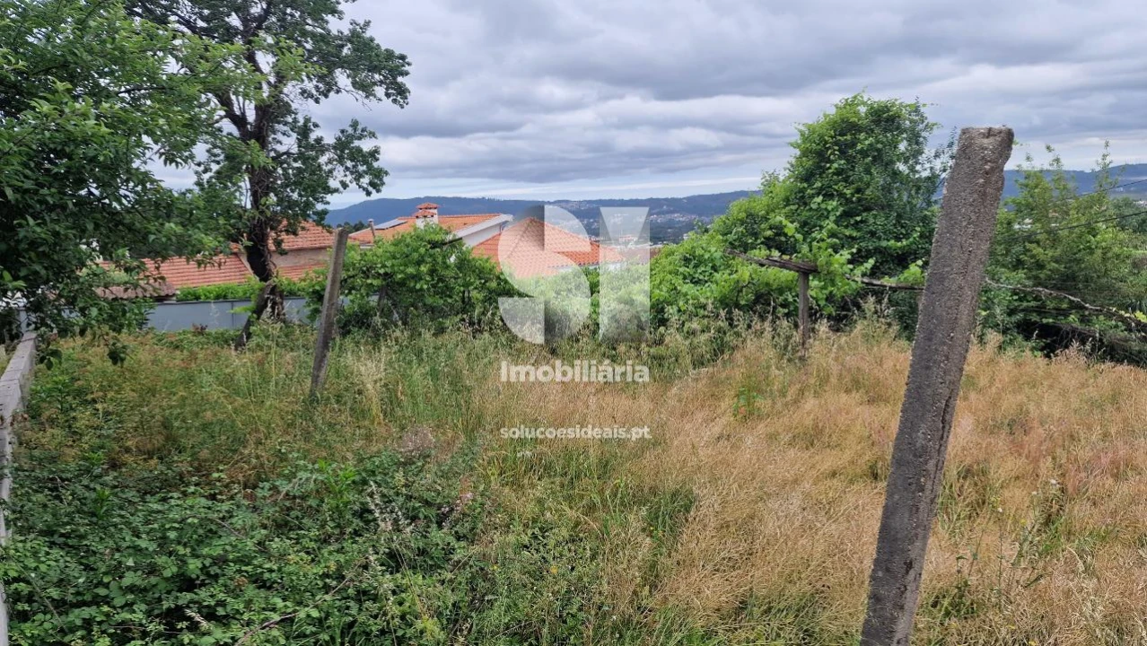 Terreno para Venda em Astromil Foto 17