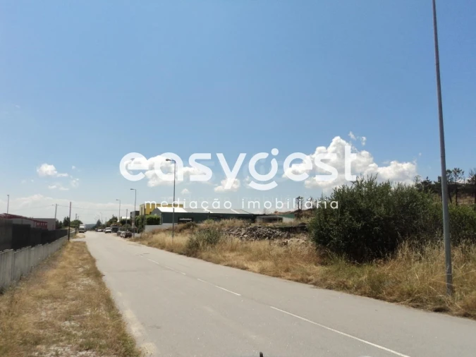 Terreno Comércio / Armazém para Venda em Alijo Foto 8