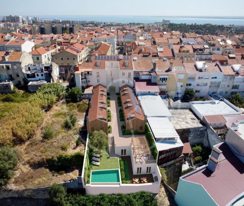 Moradia T2 para Venda em Penha de França Foto 1
