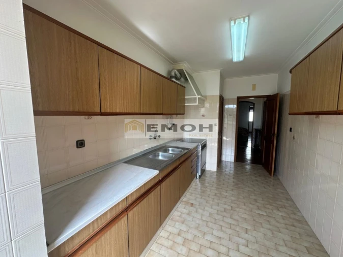 Apartamento T2 para Venda em Cascais e Estoril Foto 2
