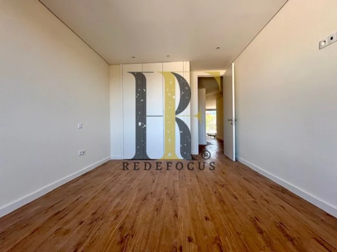 Moradia T4 para Venda em Canedo, Vale e Vila Maior Foto 27