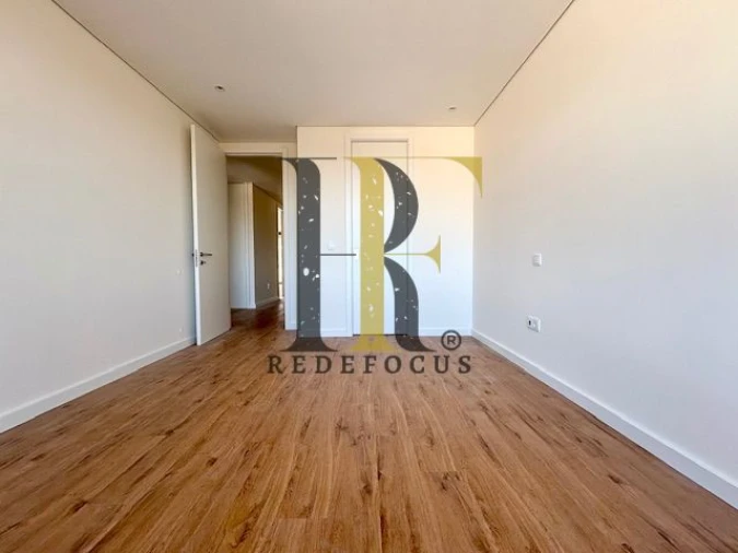 Moradia T4 para Venda em Canedo, Vale e Vila Maior Foto 32