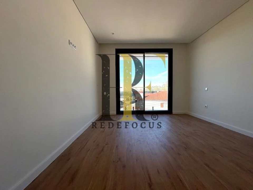 Moradia T4 para Venda em Canedo, Vale e Vila Maior Foto 26