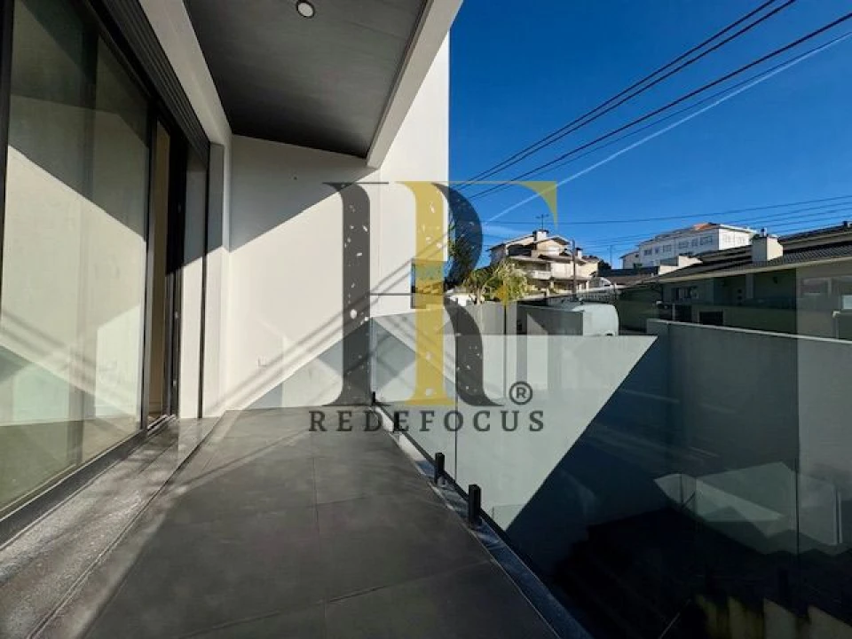Moradia T4 para Venda em Canedo, Vale e Vila Maior Foto 21