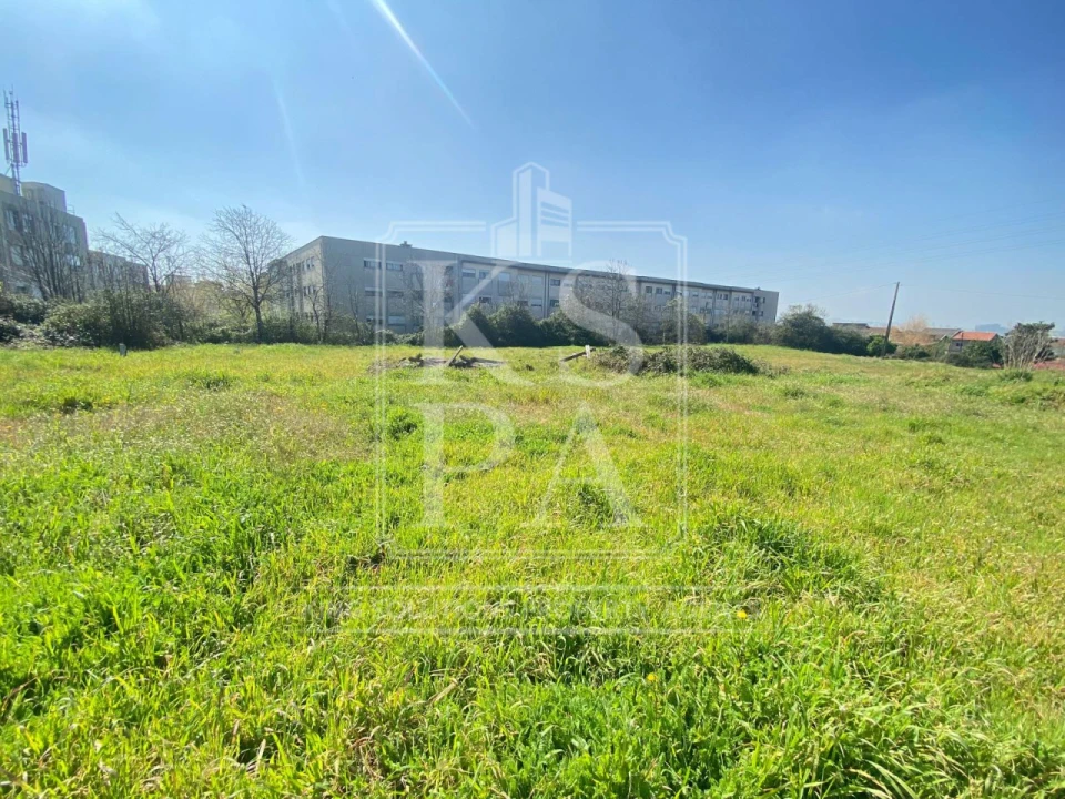 Terreno para Venda em Rio Tinto Foto 10